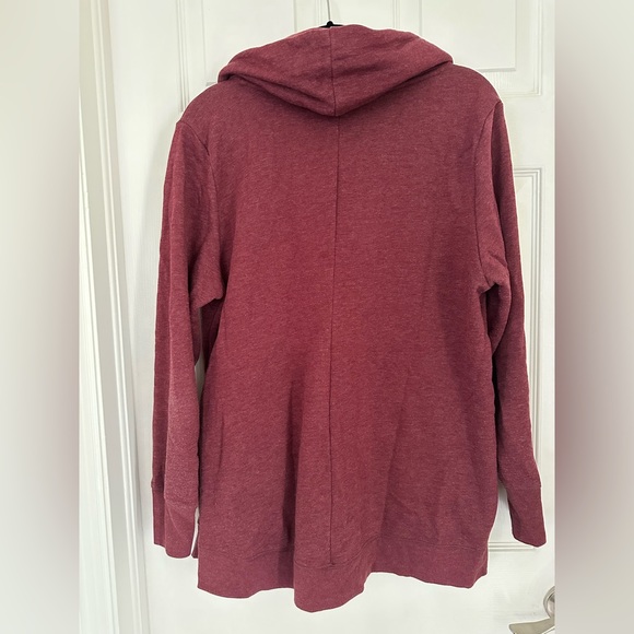 sweater - Picture 4 of 5